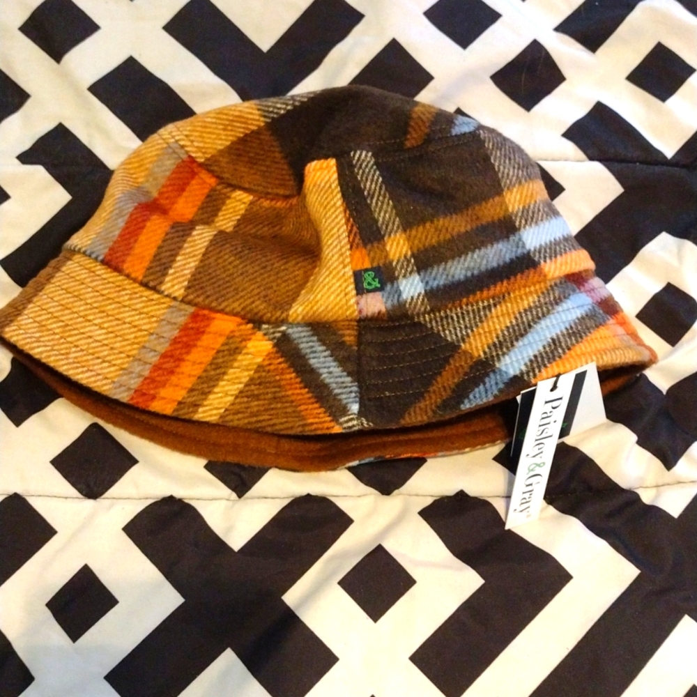 Paisley & Gray Bucket Hat sz S/M color is Camel,Blue and Orange